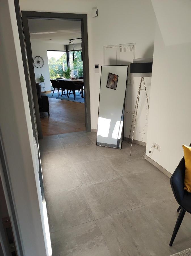 Luxurioeses Penthouse Mit Blick Auf Die Uno-City Und Dem Kaiserwasser. 3Schlafzimmer, 2 Baeder, Privat Lift Ins Apartment Bécs Kültér fotó