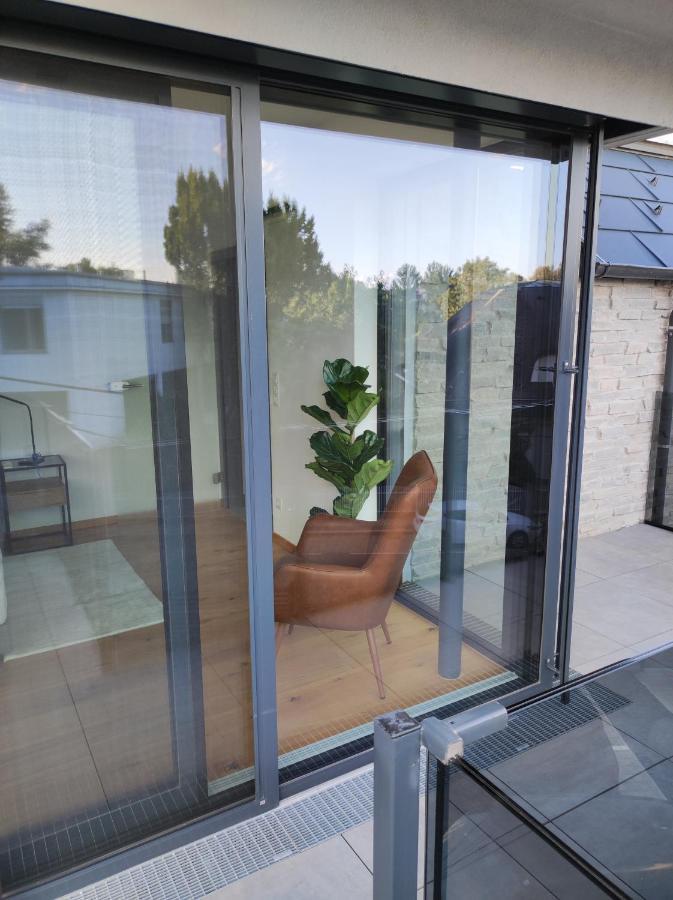 Luxurioeses Penthouse Mit Blick Auf Die Uno-City Und Dem Kaiserwasser. 3Schlafzimmer, 2 Baeder, Privat Lift Ins Apartment Bécs Kültér fotó